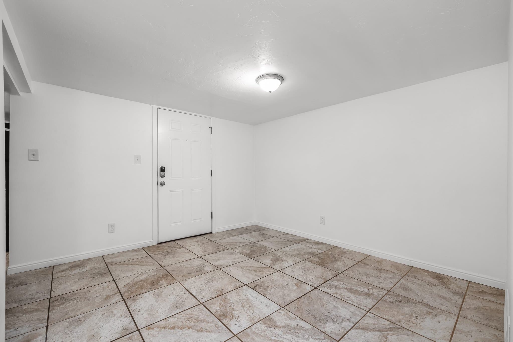 West Valley City Apartment: 3911 S 3200 W Unit C