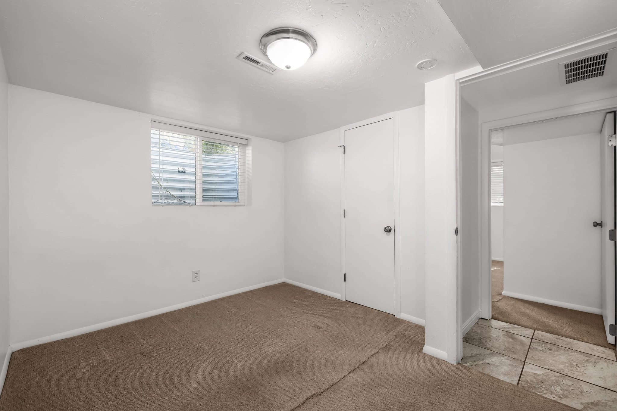 West Valley City Apartment: 3911 S 3200 W Unit C