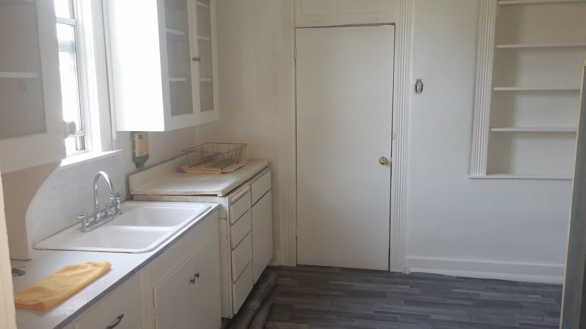 Salem House: 138 E 200 S