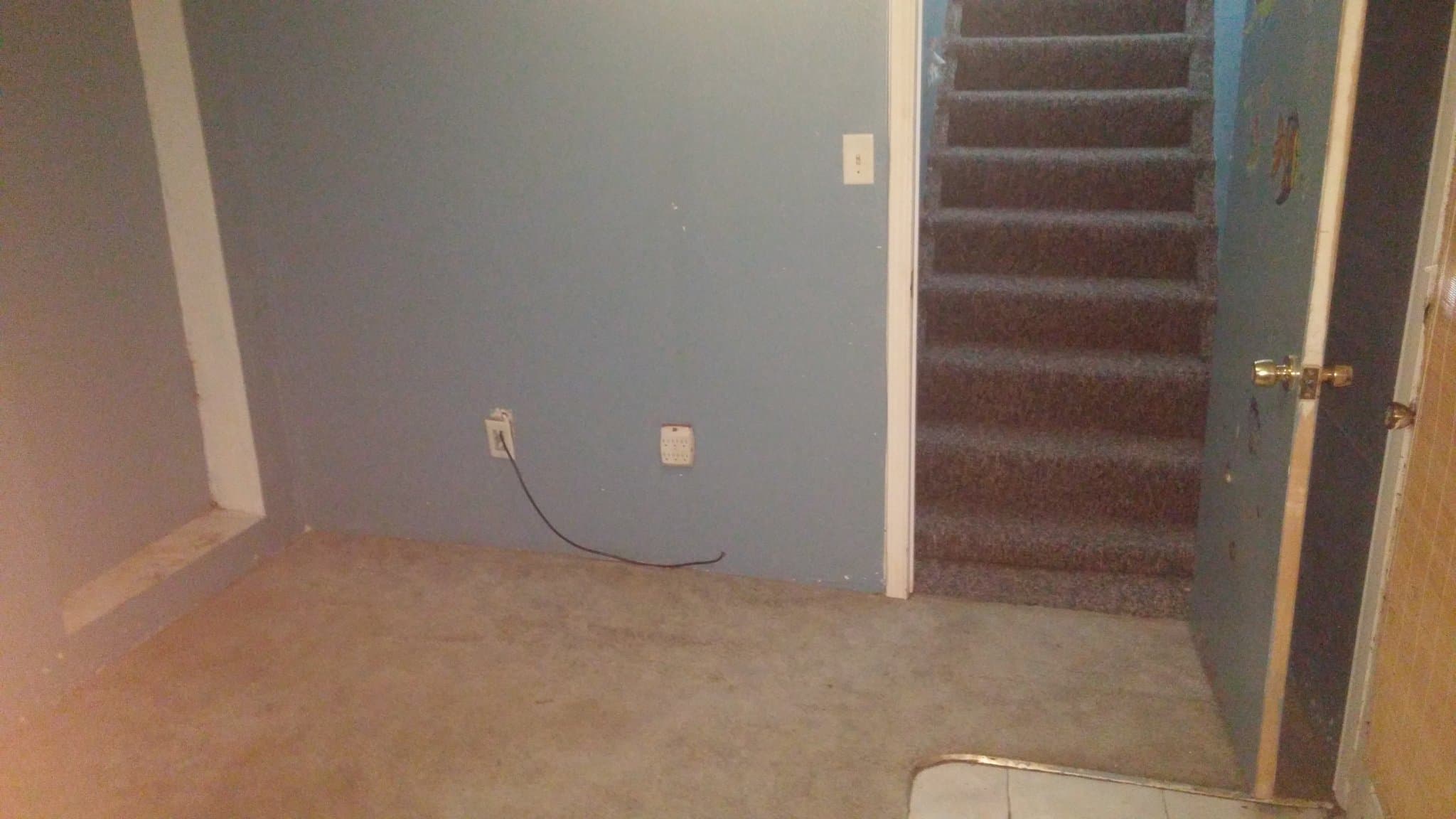 Salem House: 138 E 200 S