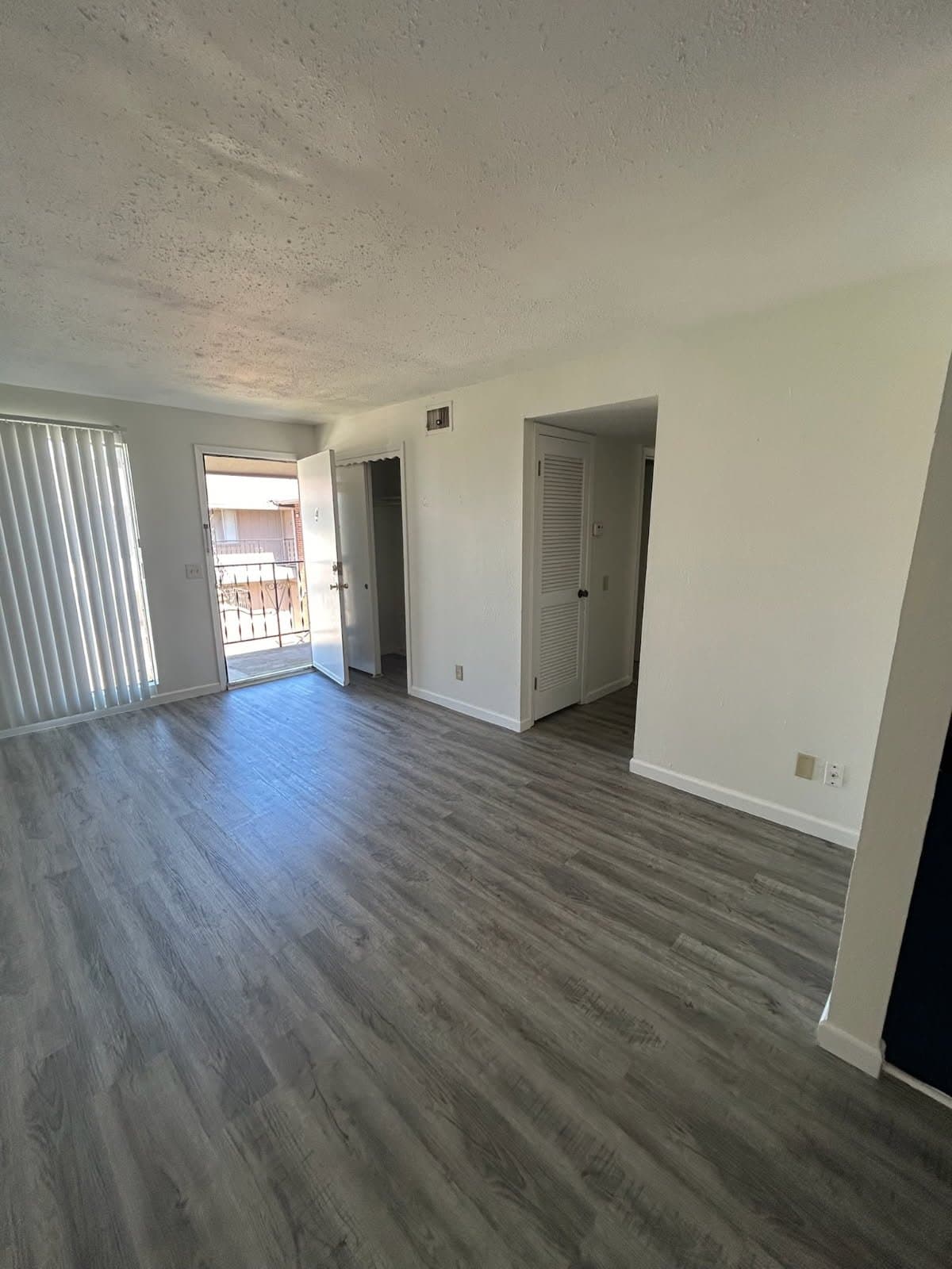 Wichita Apartment: 542-3 Mccomas