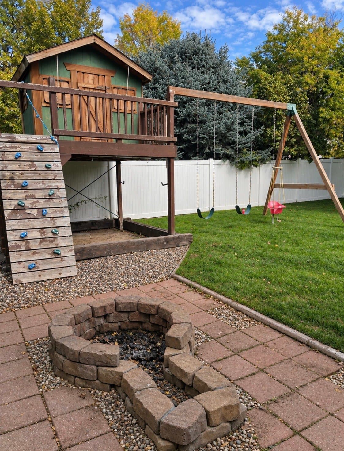 North Logan House: 2052 N 800 E