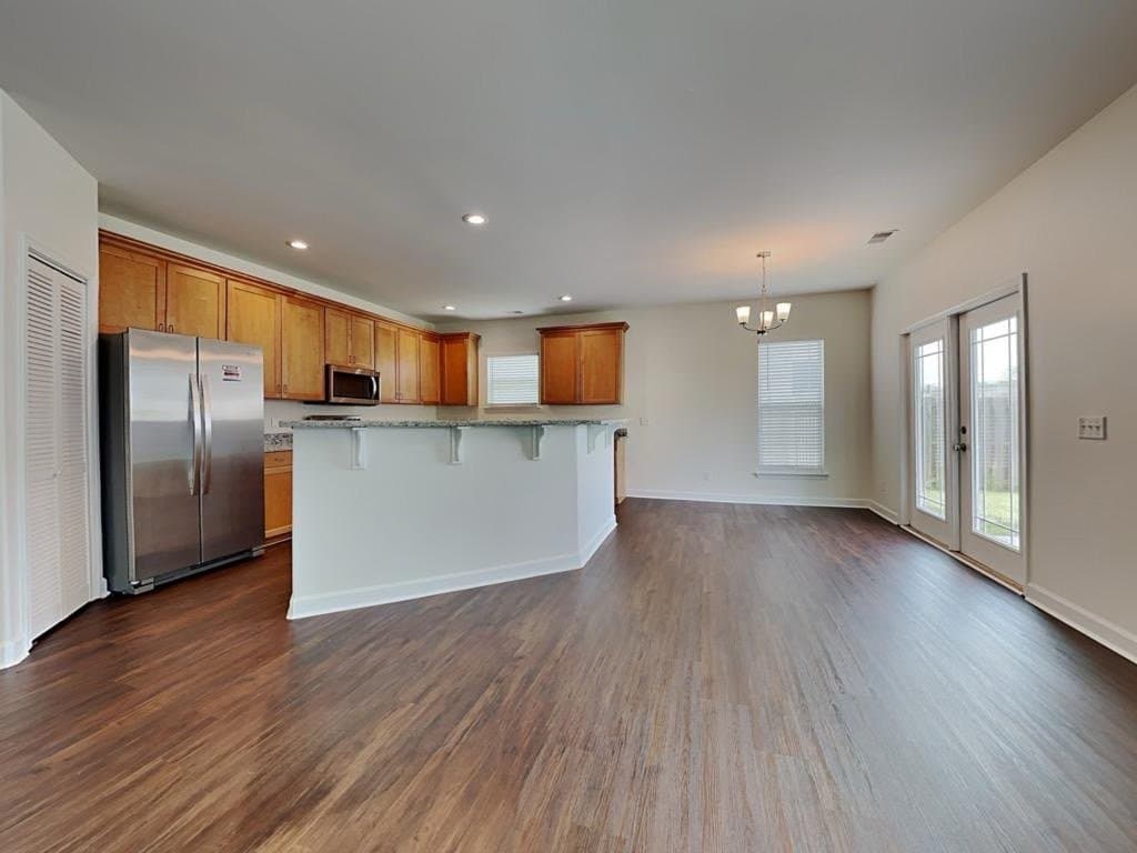 Pooler House: ⁠114 Somersby Blvd