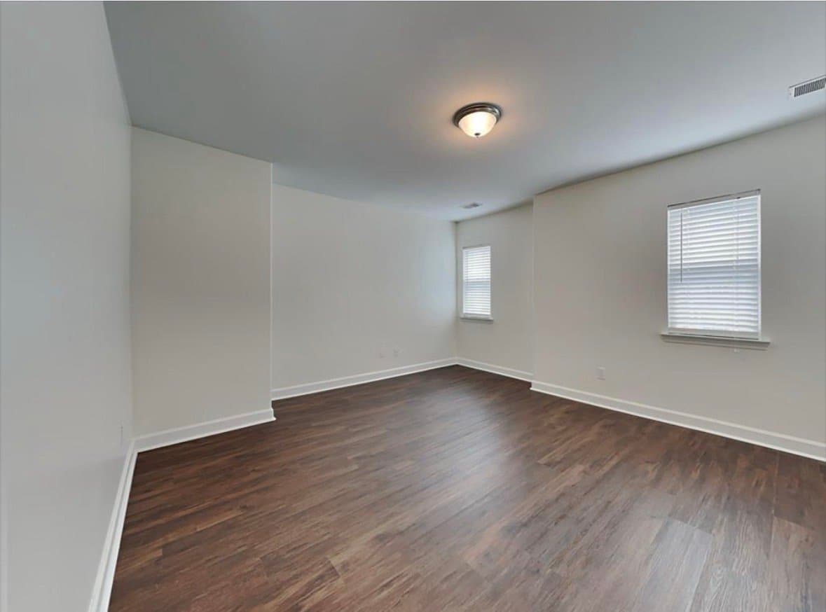 Pooler House: ⁠114 Somersby Blvd