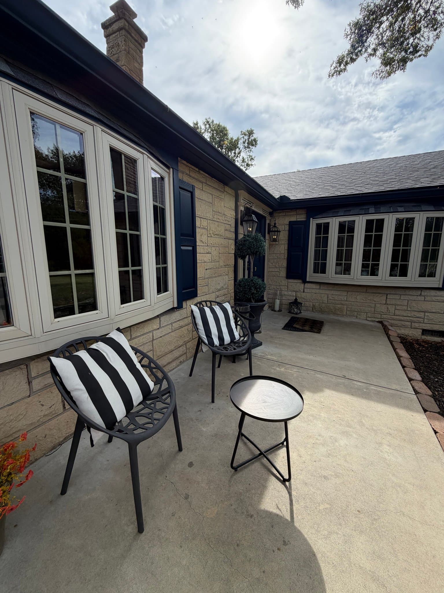 Eastborough House: 58 S Stratford Rd