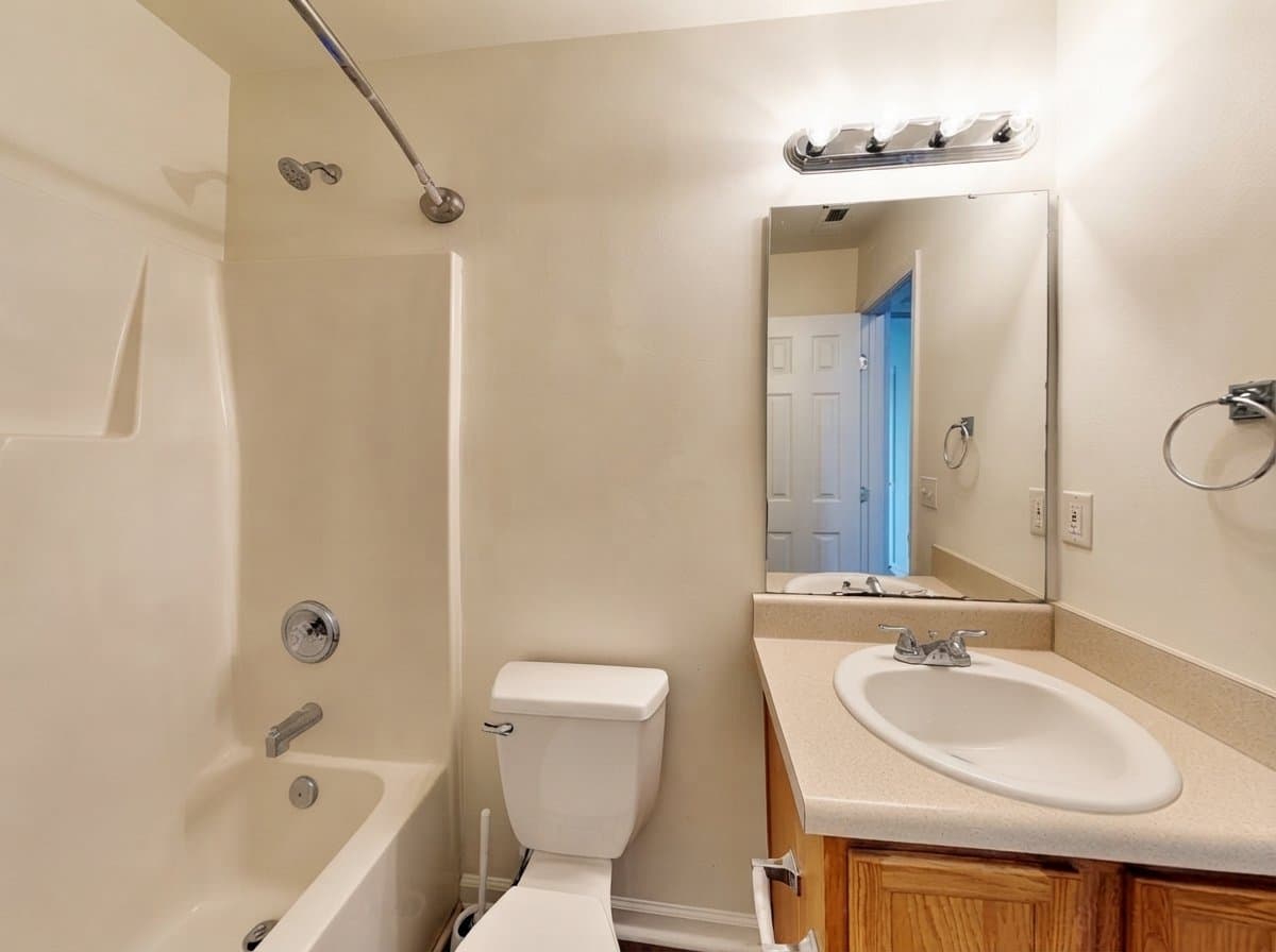 Raleigh House: 4137 Taylor Oaks Dr