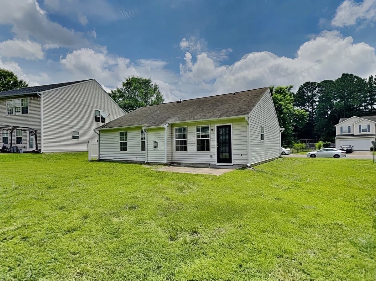 Raleigh House: 4137 Taylor Oaks Dr