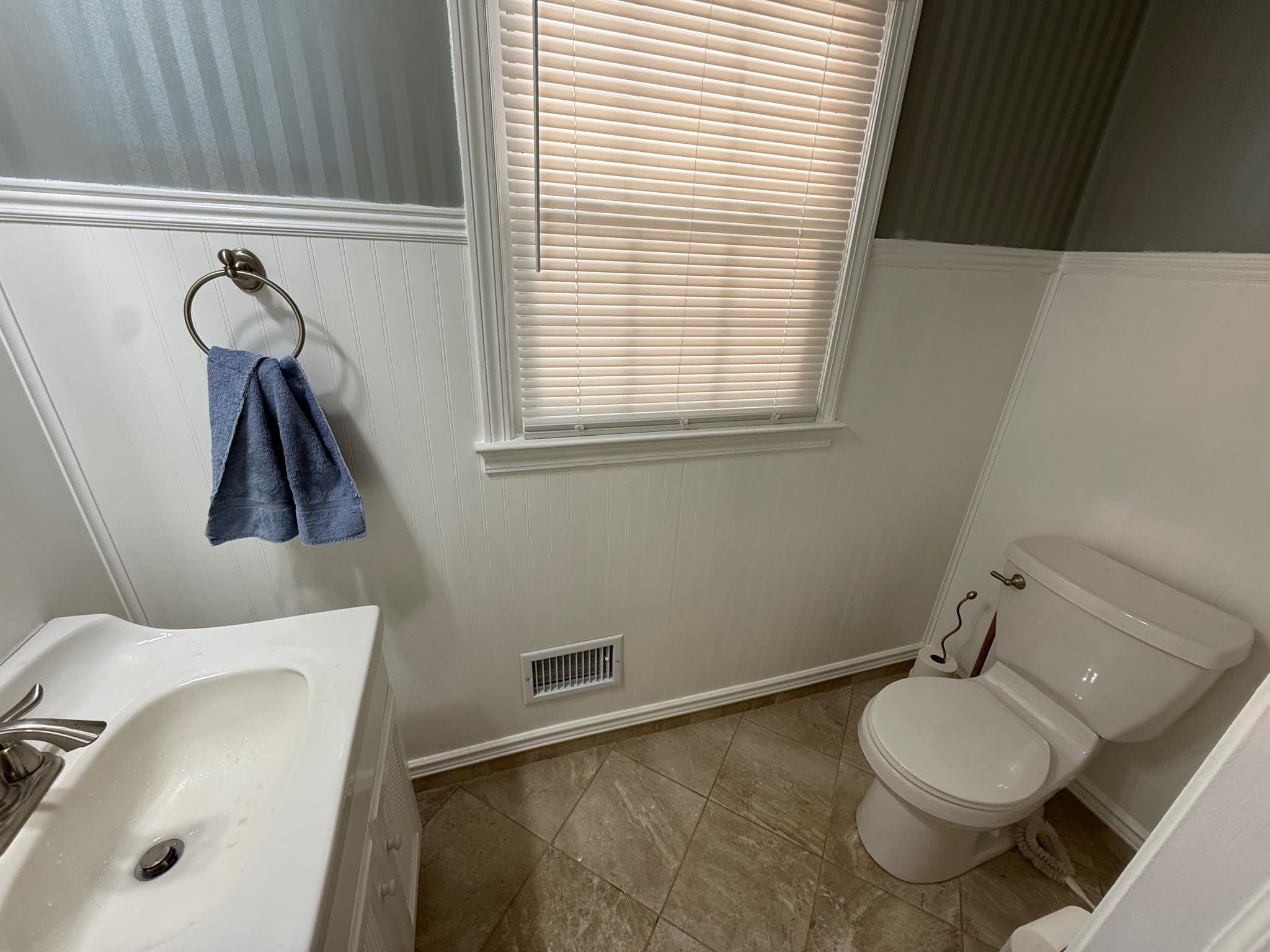 Tucker House: 1745 Samaria Trl