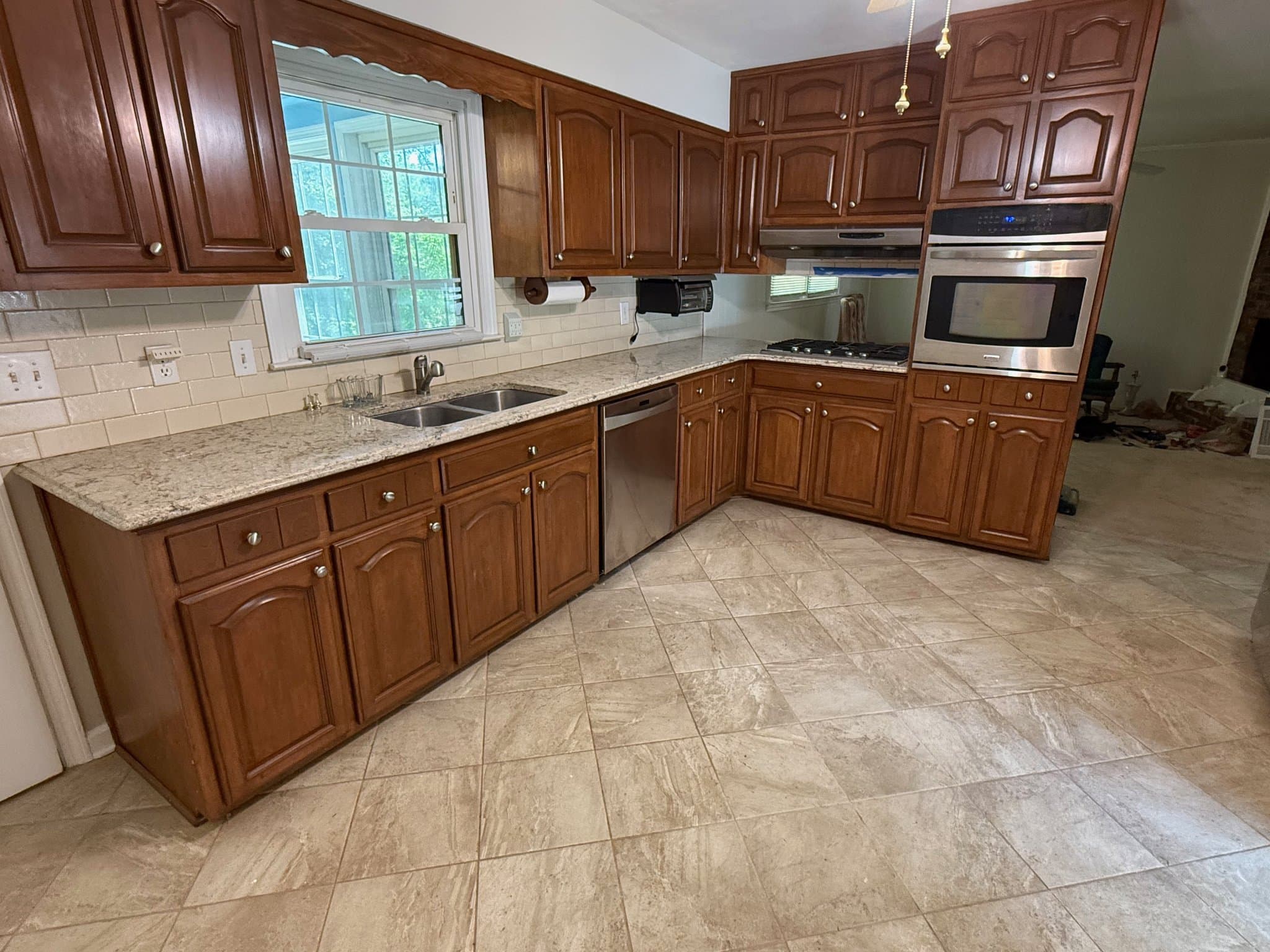 Tucker House: 1745 Samaria Trl