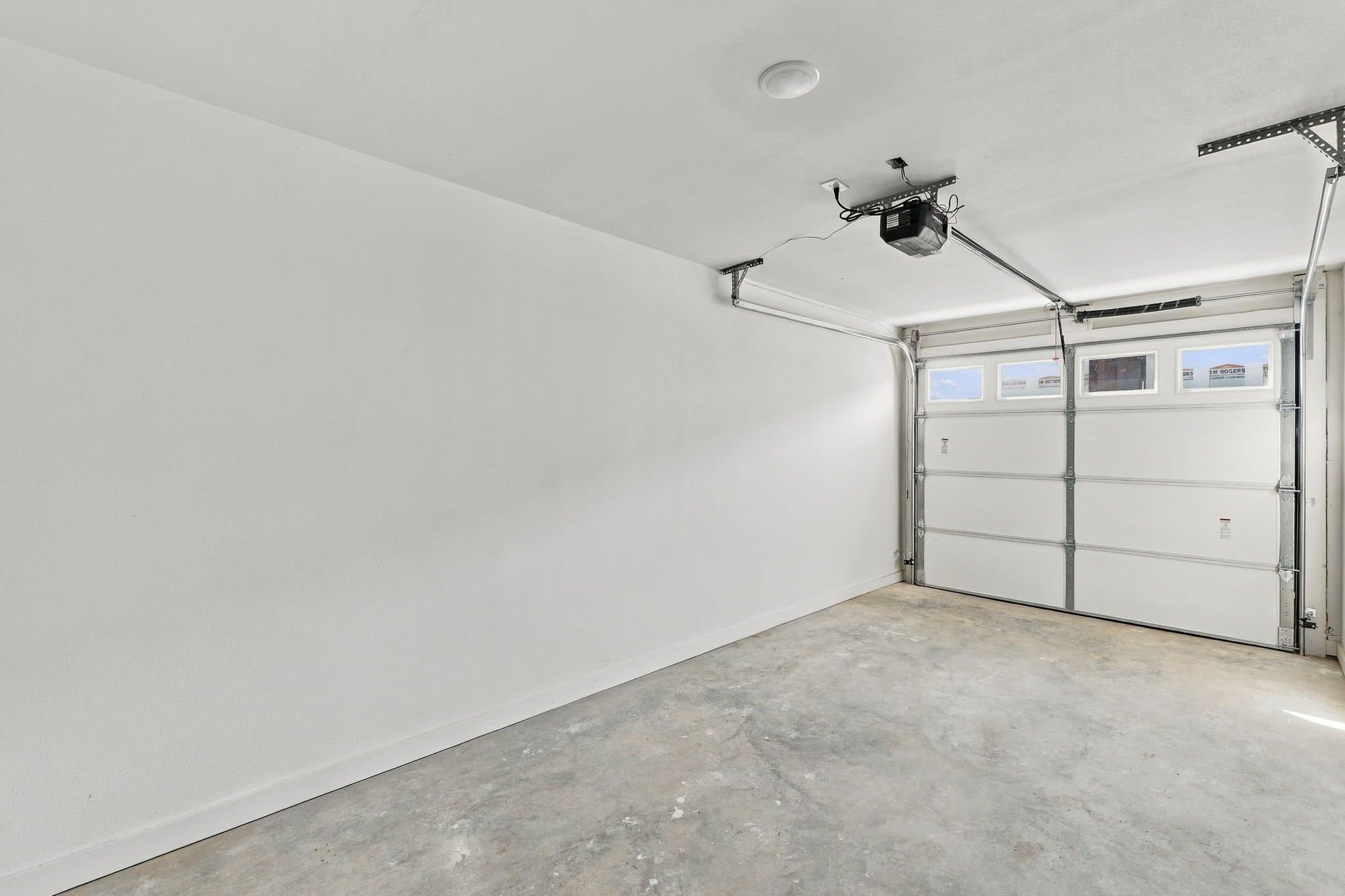 Siloam Springs Apartment: 820 S Timothy St