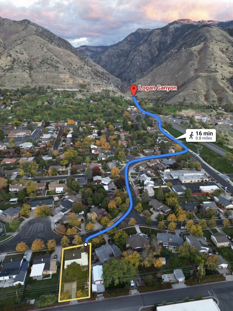 Logan House: 785 Hillcrest Ave