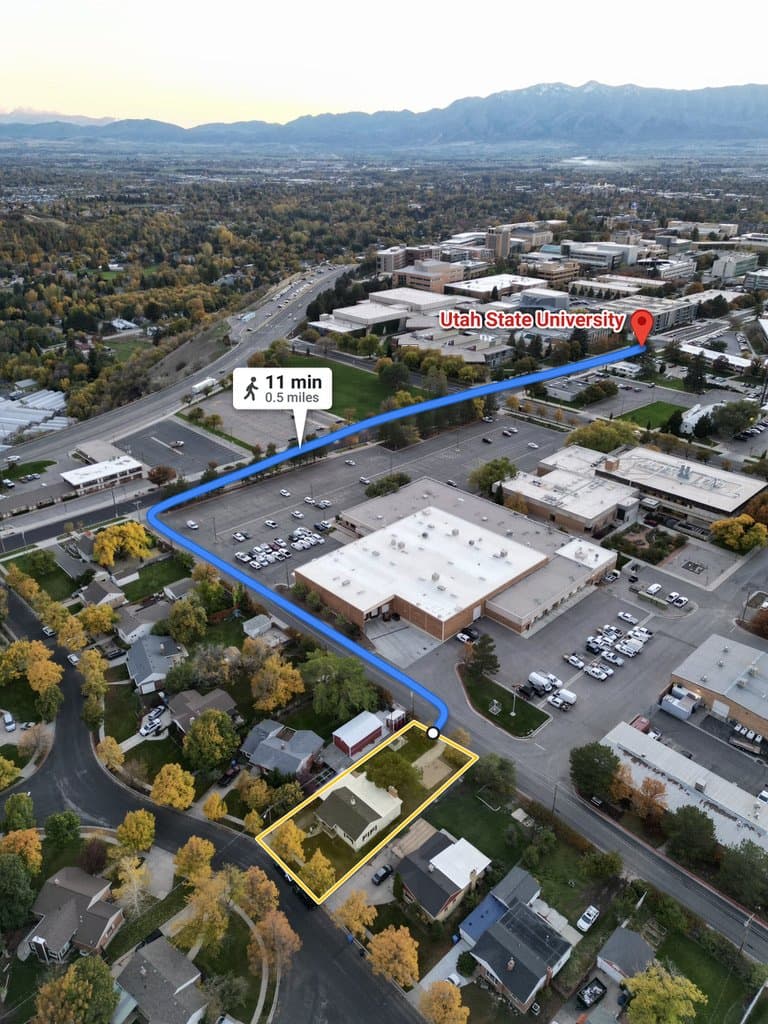 Logan House: 785 Hillcrest Ave