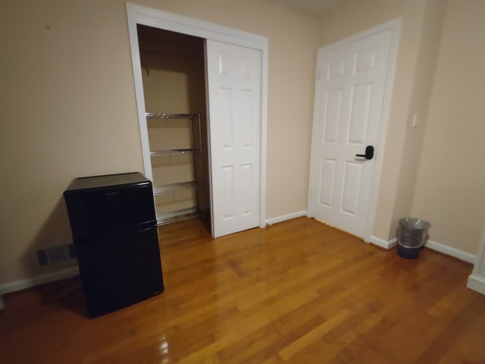 Norcross Single Room: 5823 Button gwinnett pl
