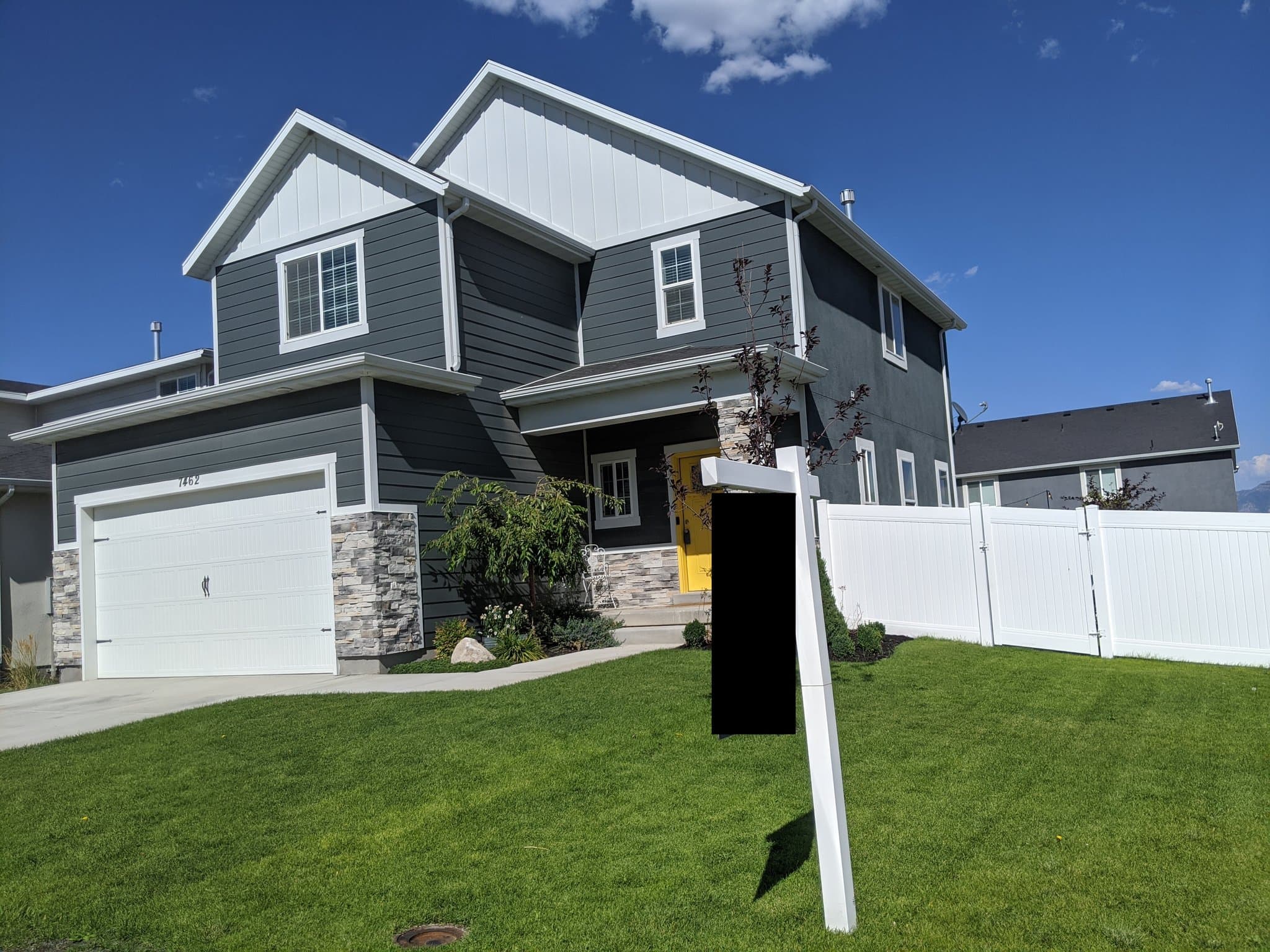 EAGLE MOUNTAIN House: 7462 N HUTCH LN,