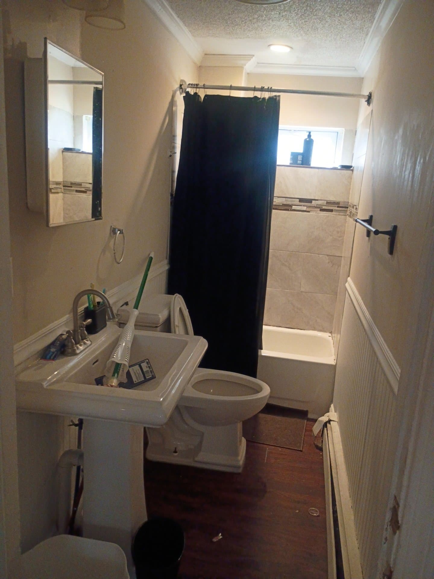 Central Falls Apartment: 702 Dexter St