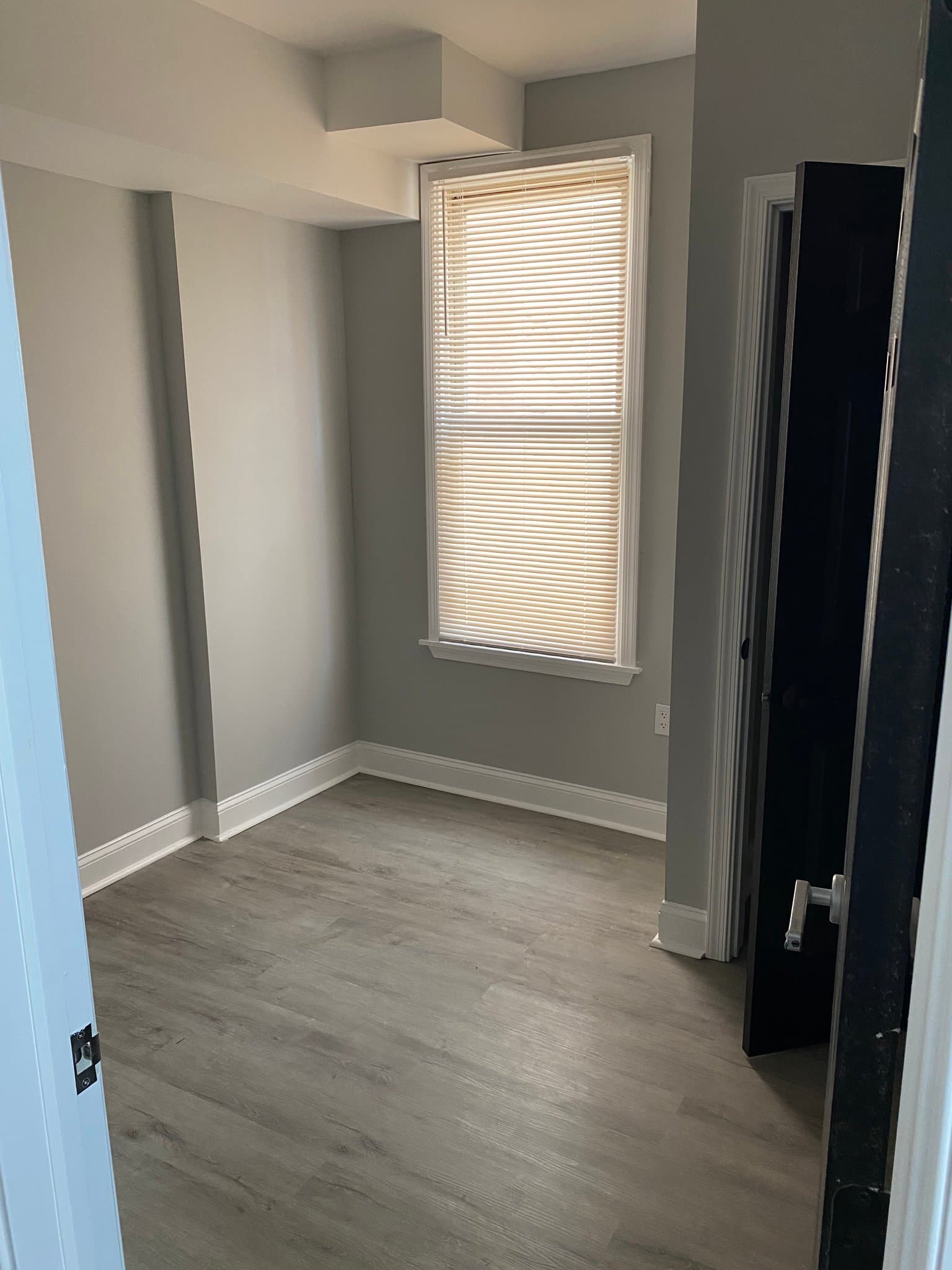 Baltimore Single Room: 2613 Beryl ave