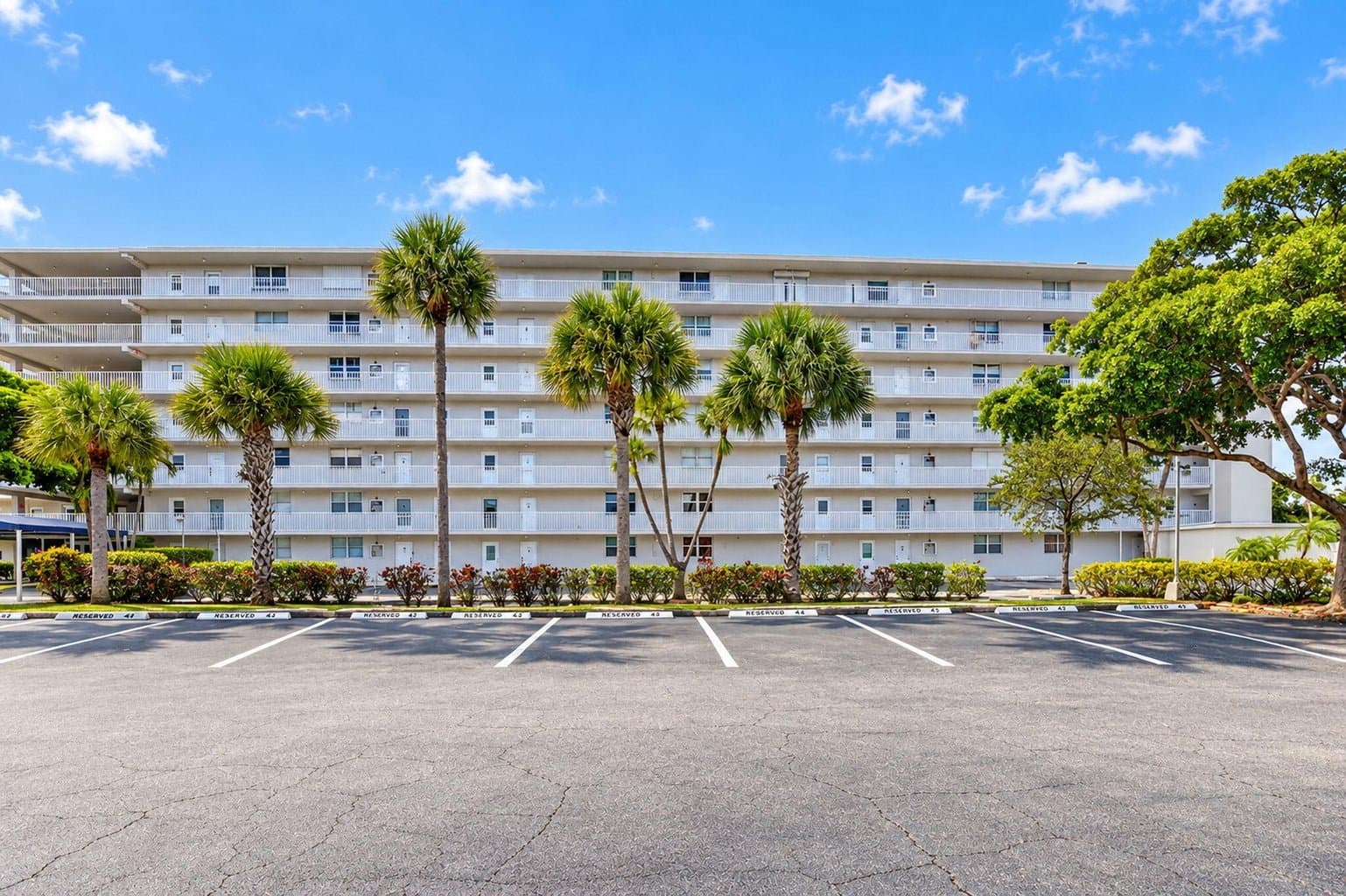 Boca Raton Condo: 5961 NW 2nd Ave Apt 210
