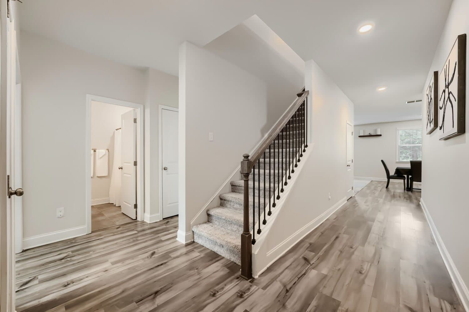 Dallas House: 38 Leyland Circle Dallas