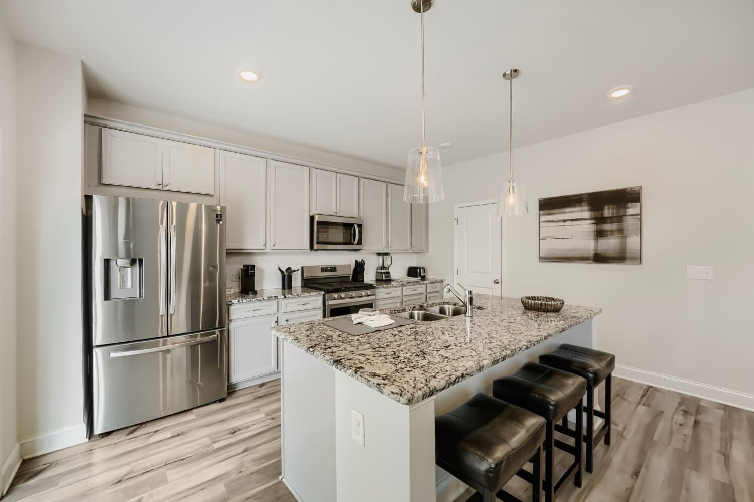 Dallas House: 38 Leyland Circle Dallas