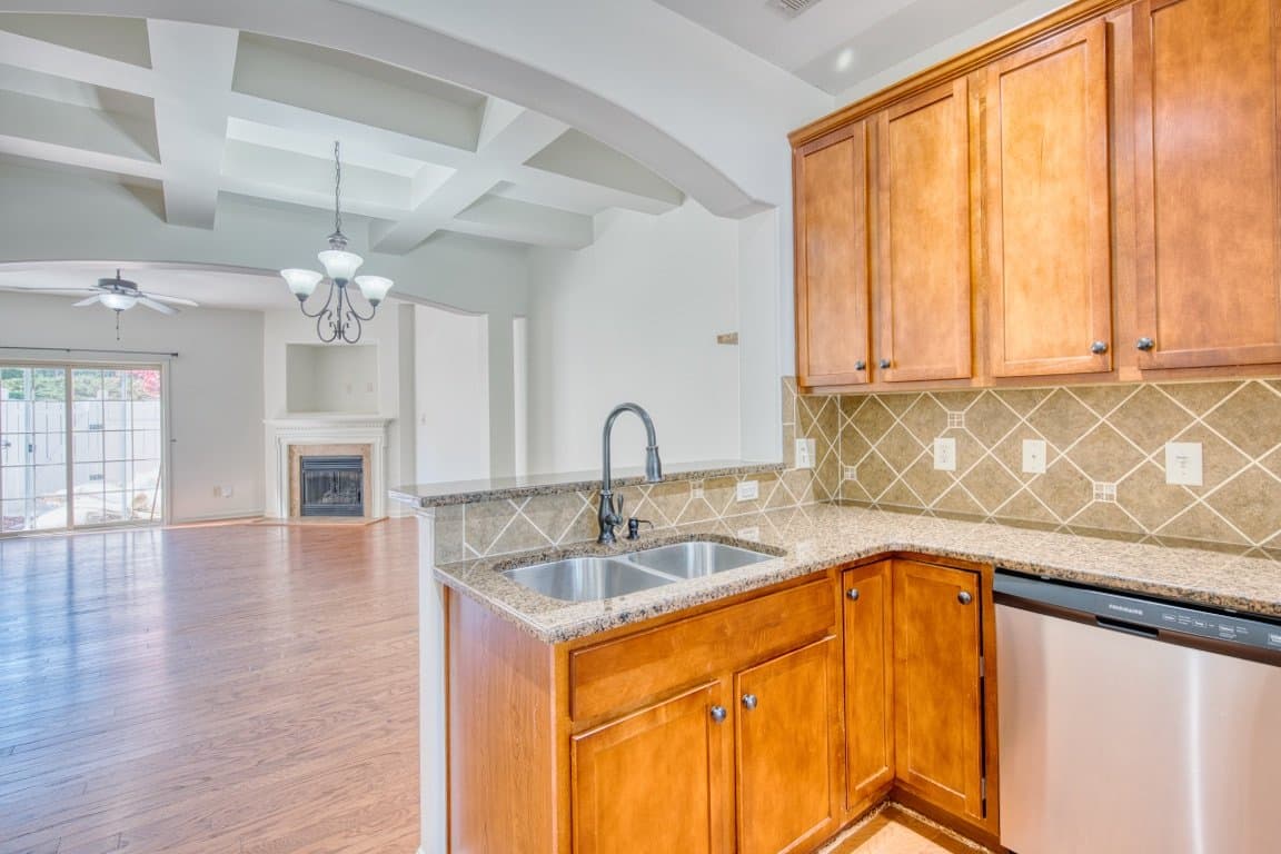 Cary Townhome: 419 Matheson Pl