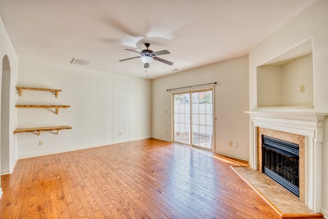 Cary Townhome: 419 Matheson Pl