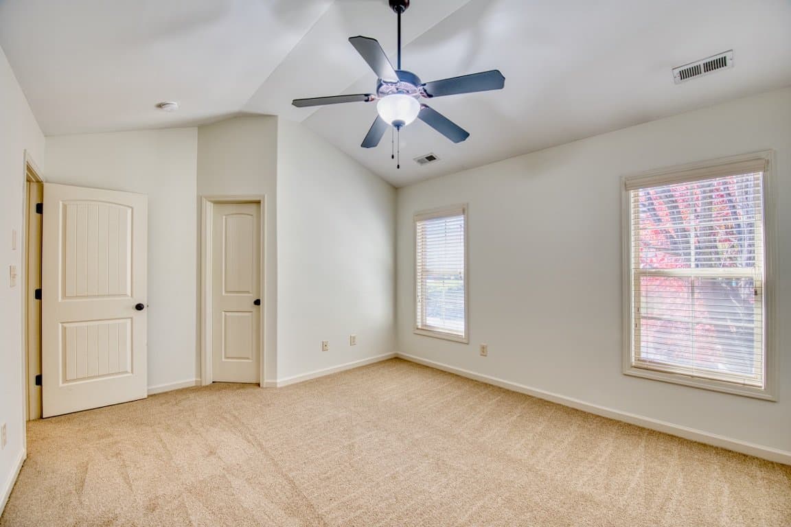 Cary Townhome: 419 Matheson Pl