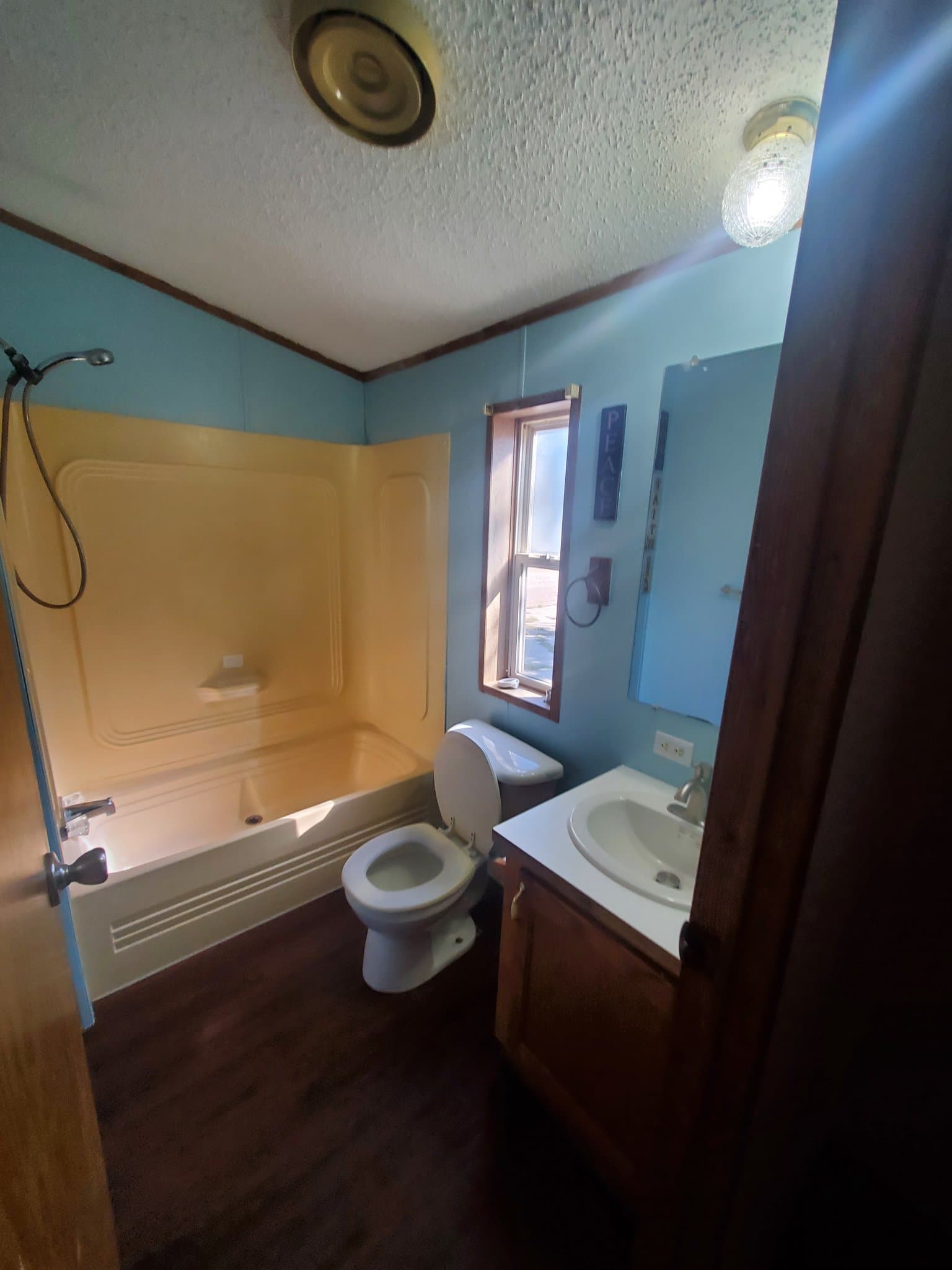 Huron House: 1400 21st St SW