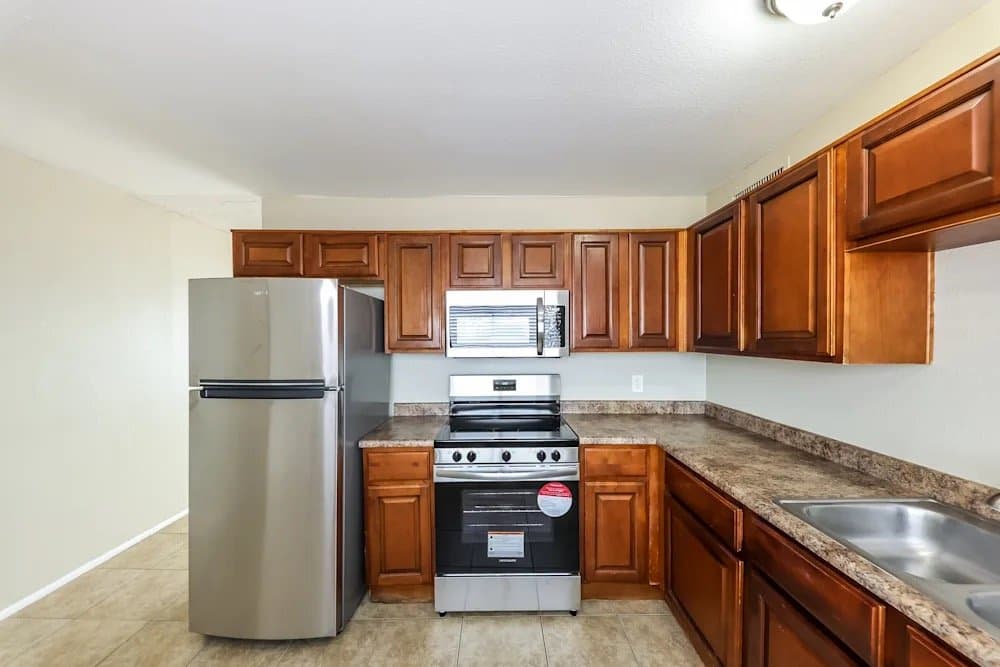 Phoenix House: 4428 E Alta Vista Rd
