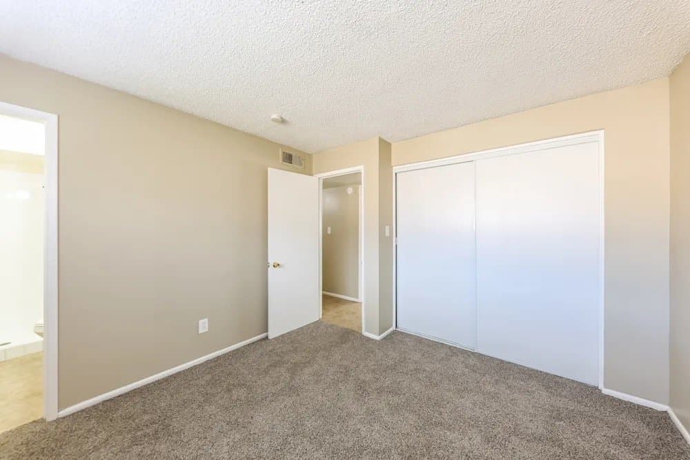 Phoenix House: 4428 E Alta Vista Rd