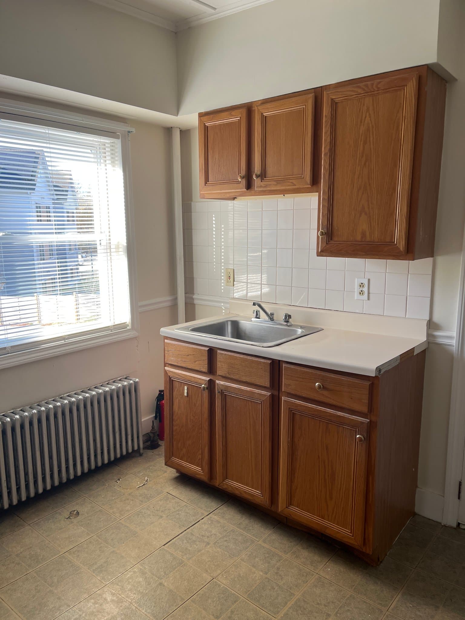 Pittsfield Apartment: 82 Henry Ave