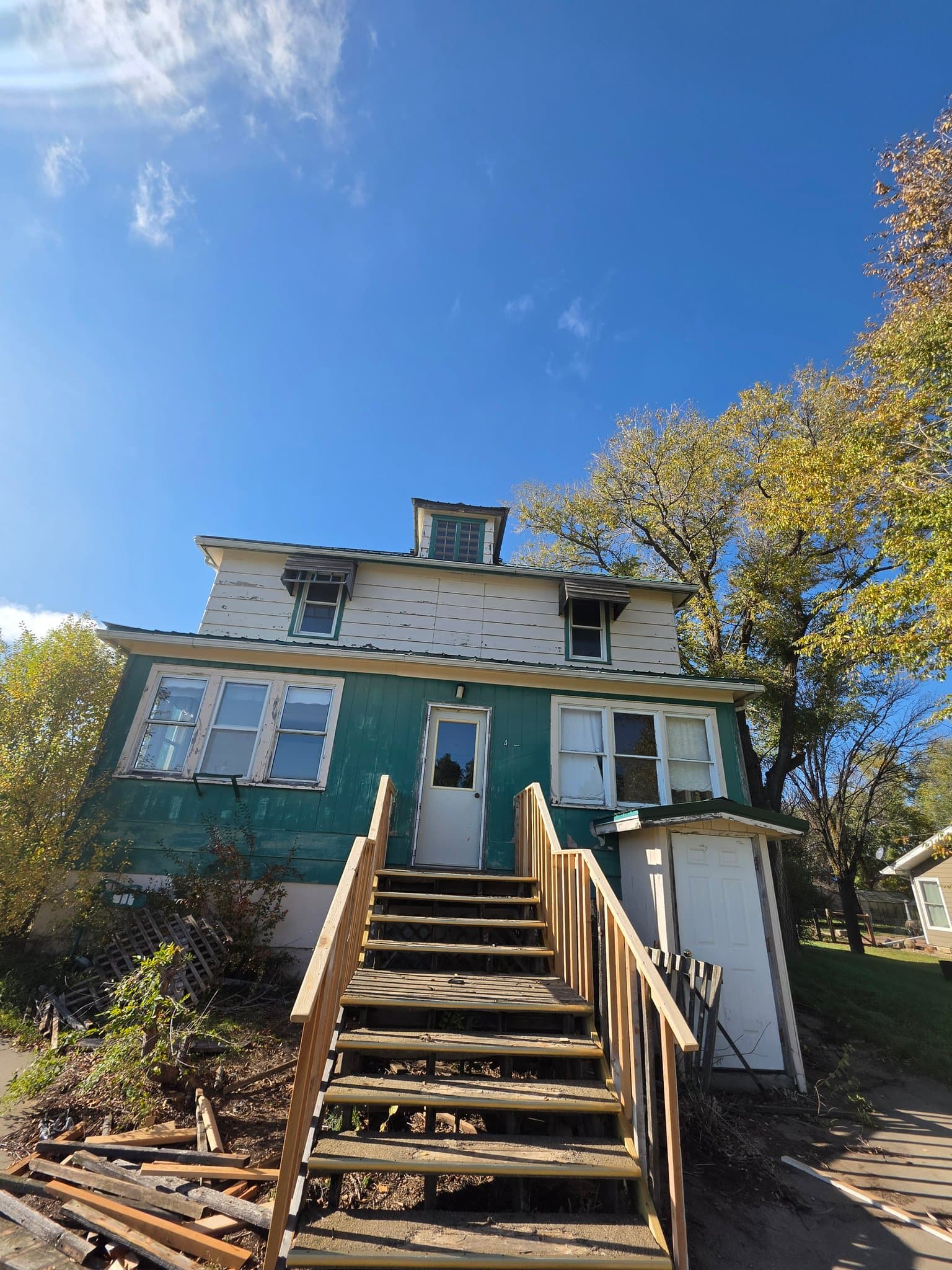 Lemmon Multiplex: 411 3rd Ave W