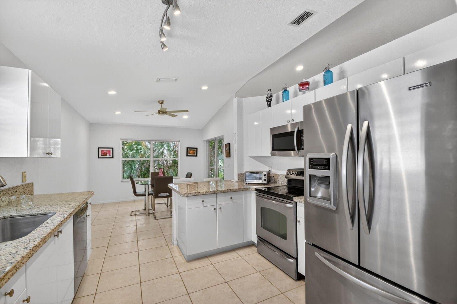 Boynton Beach Condo: 7910 Laina Ln Apt 3