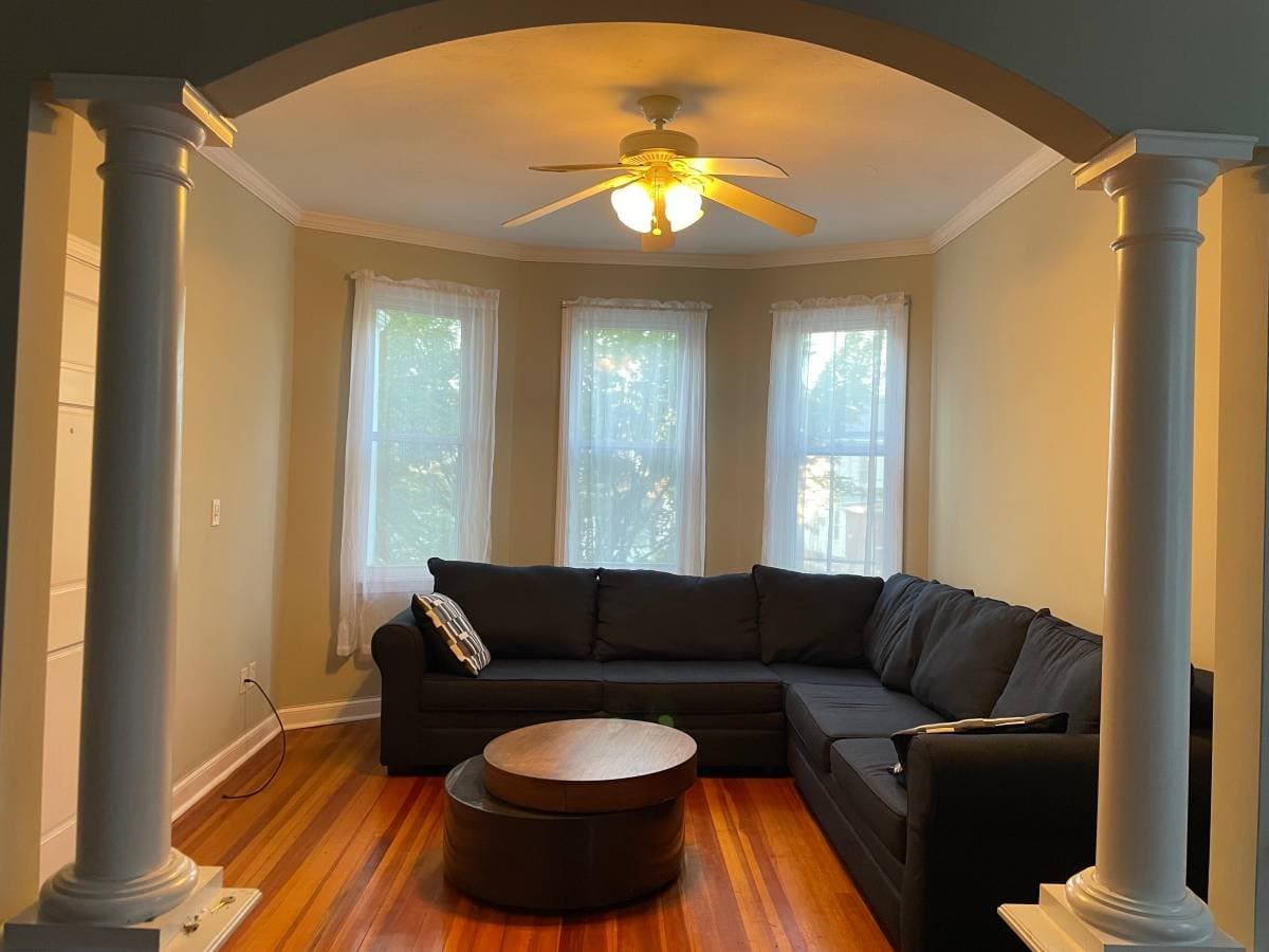 Belmont Single Room: 416 Trapelo Rd