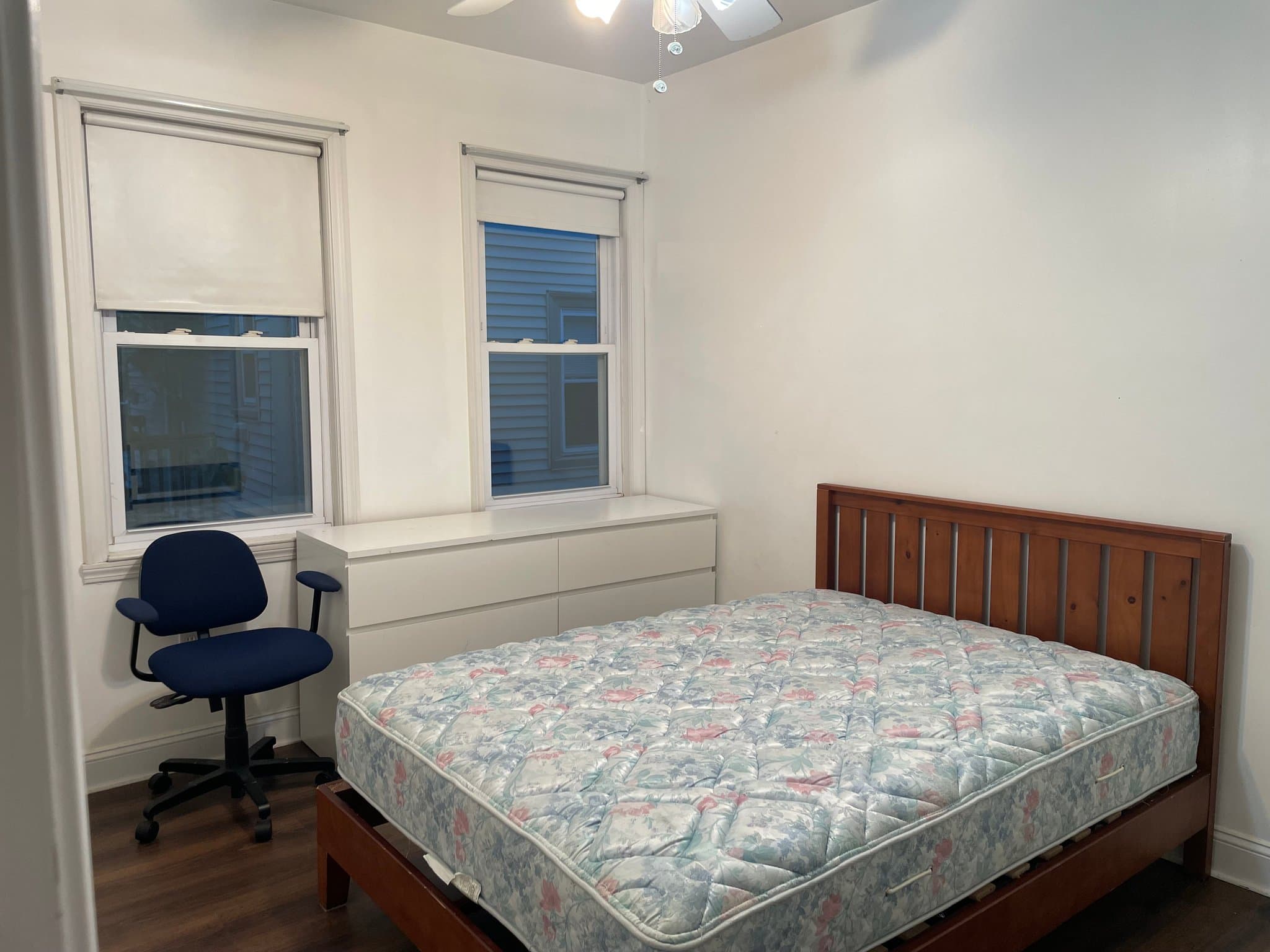 Belmont Single Room: 416 Trapelo Rd