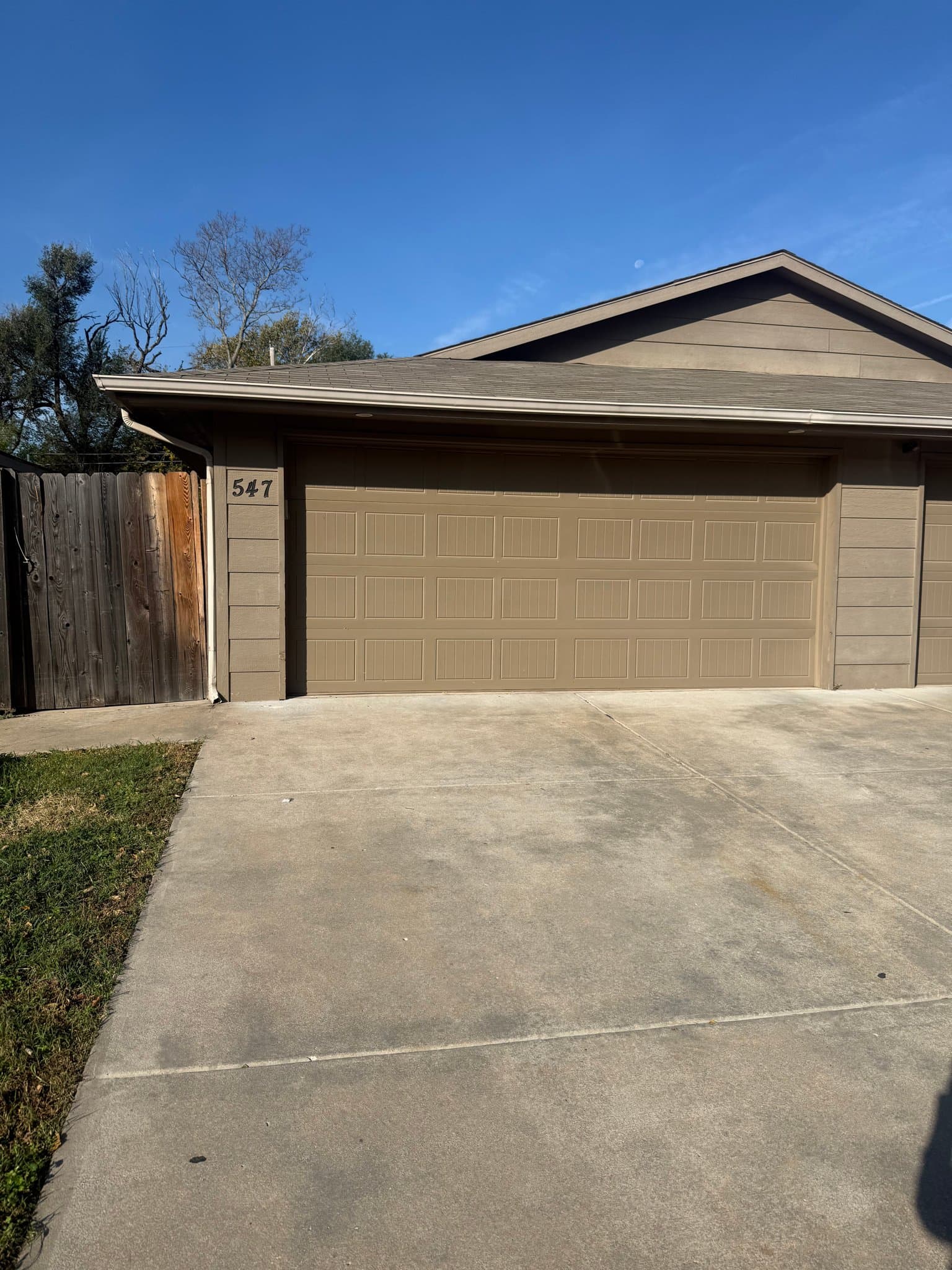 Wichita Townhome: 547 N Young St