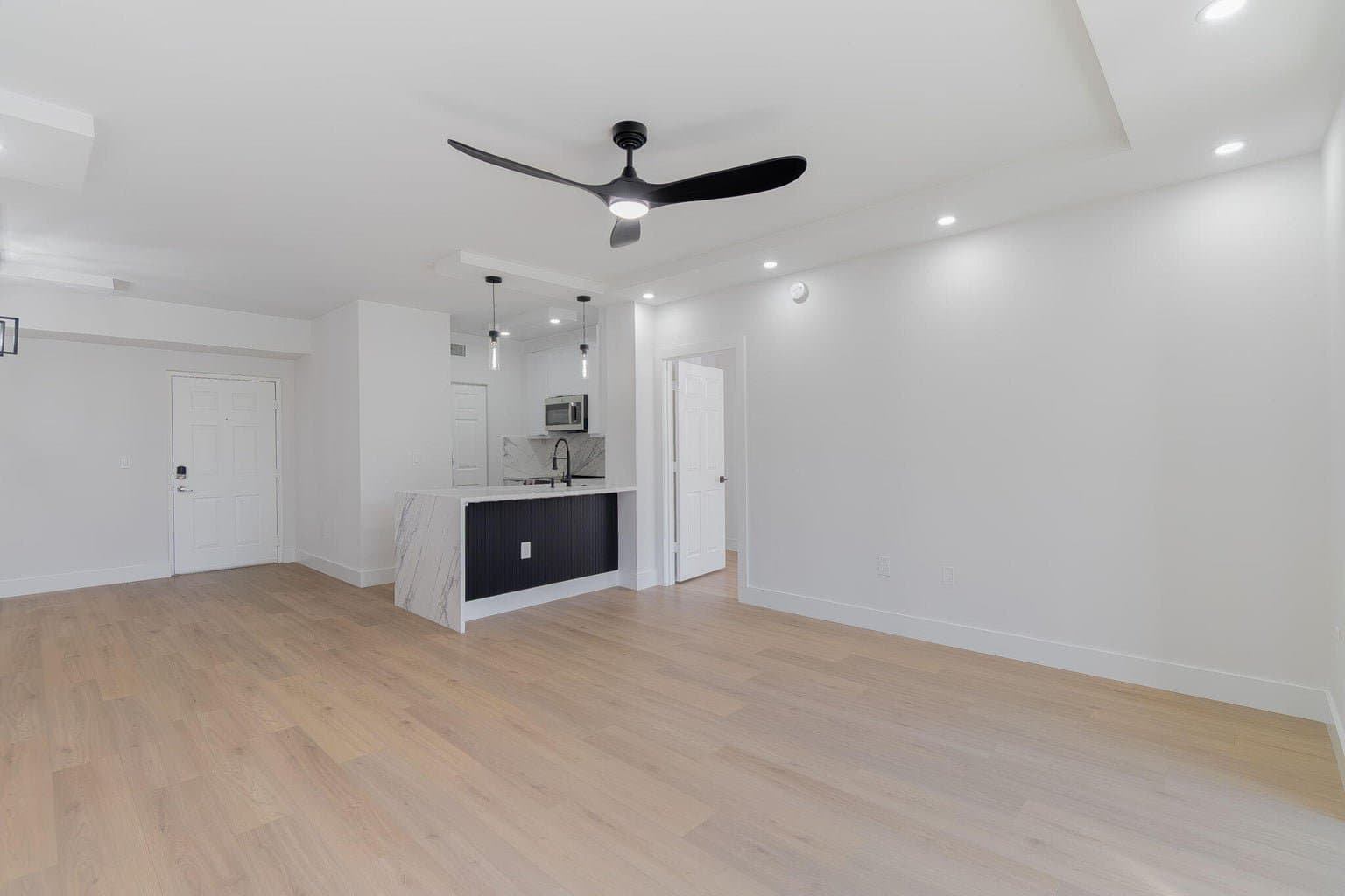 Wellington Condo: 11770 Saint Andrews Pl