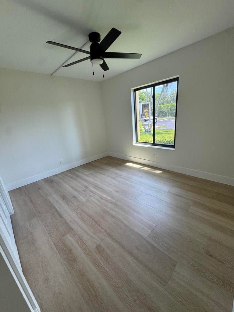 Greenacres Condo: 629 Sea Pine Way