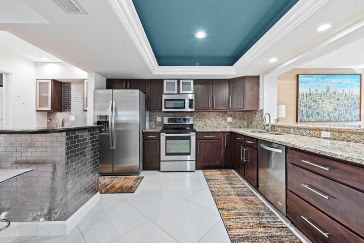 Fort Lauderdale Townhome: 2200 NE 36th St