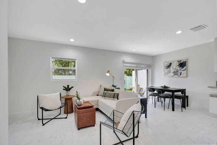 Lake Worth Townhome: 3871 Patio Ct Unit 1