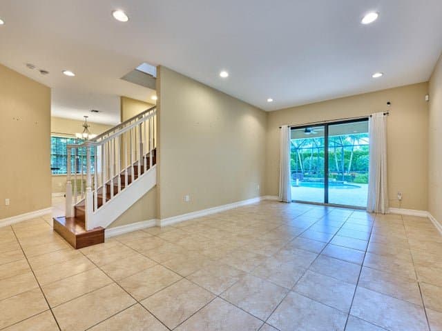 Parkland House: 7593 NW 113th Ave