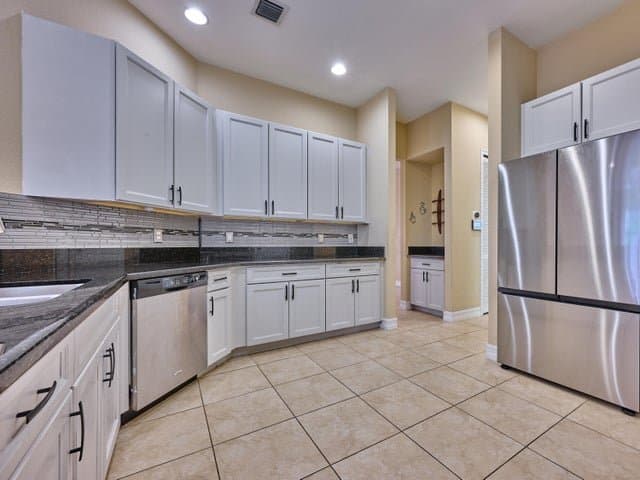 Parkland House: 7593 NW 113th Ave