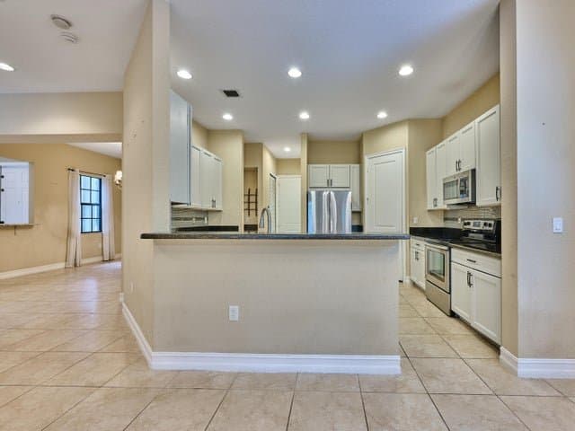 Parkland House: 7593 NW 113th Ave