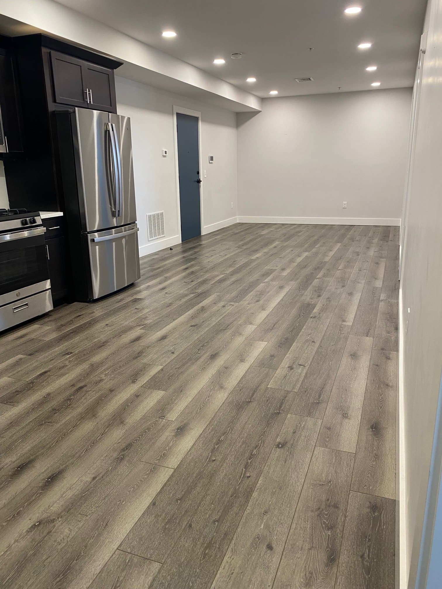 Lawrence Apartment: 369 Haverhill St