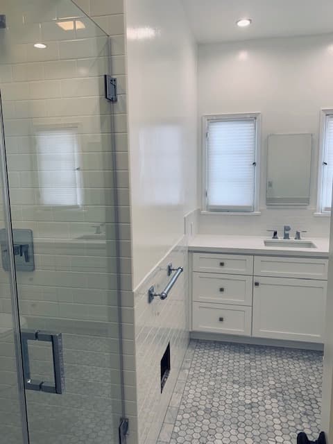 Beverly Hills Apartment: 9323 W Olympic Blvd