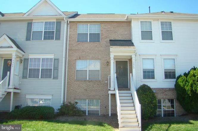 Manassas Townhome: 7984 Copperfield Way