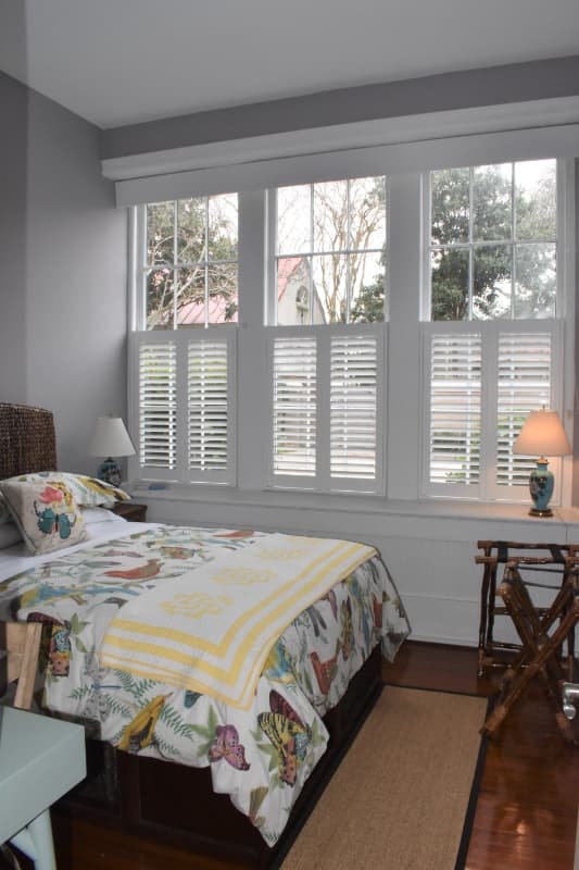 Charleston Apartment: 67 Legare St