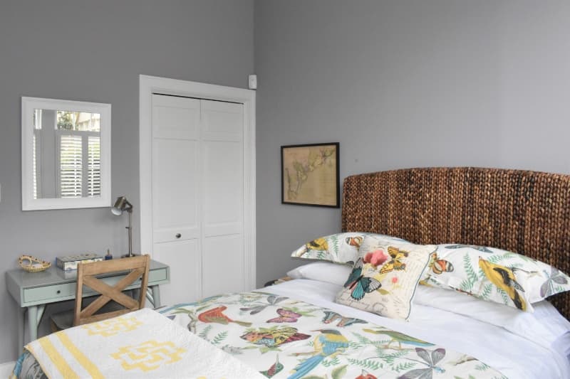 Charleston Apartment: 67 Legare St