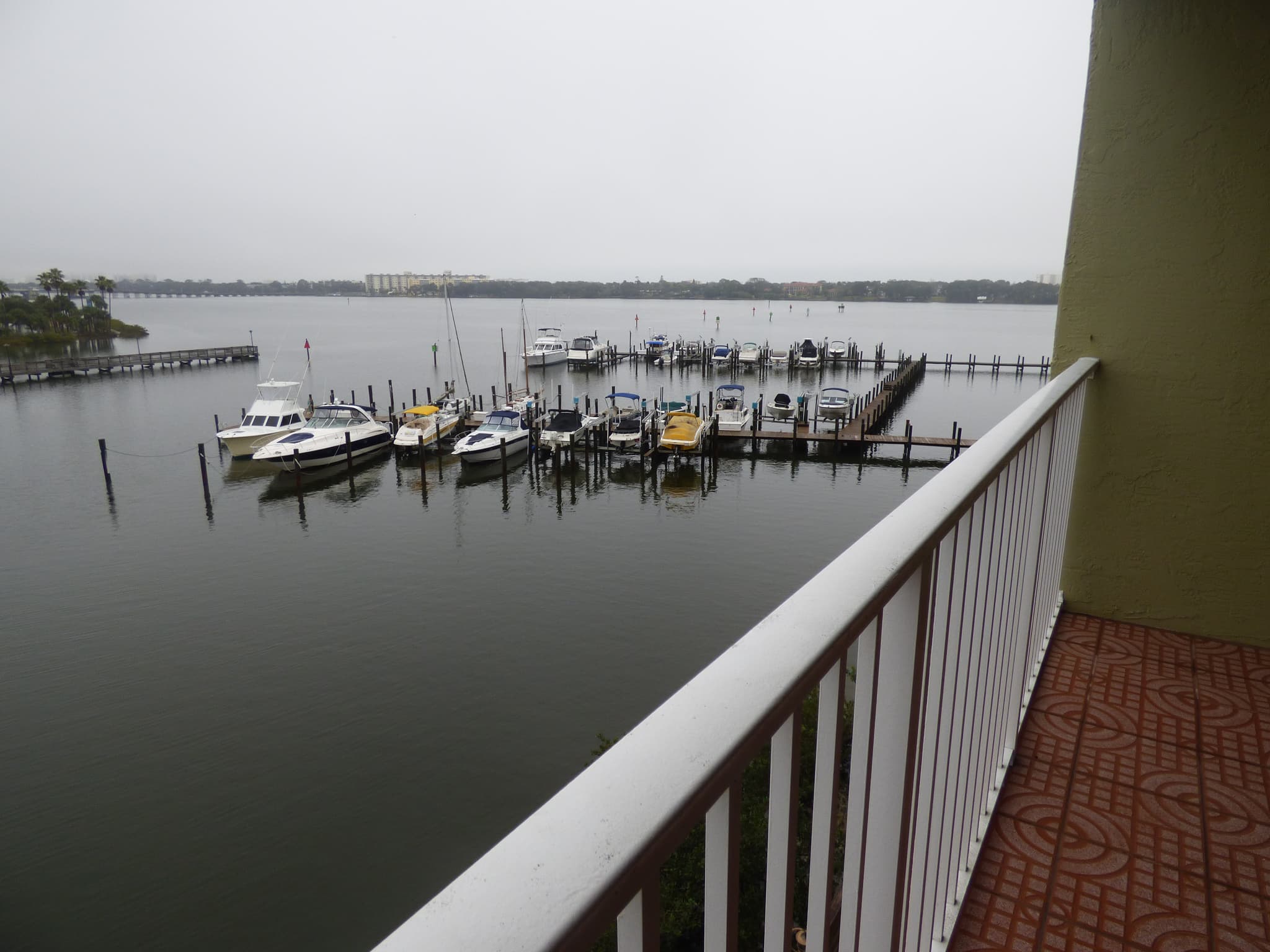 Daytona Beach Condo: 500 Marina Point Dr.