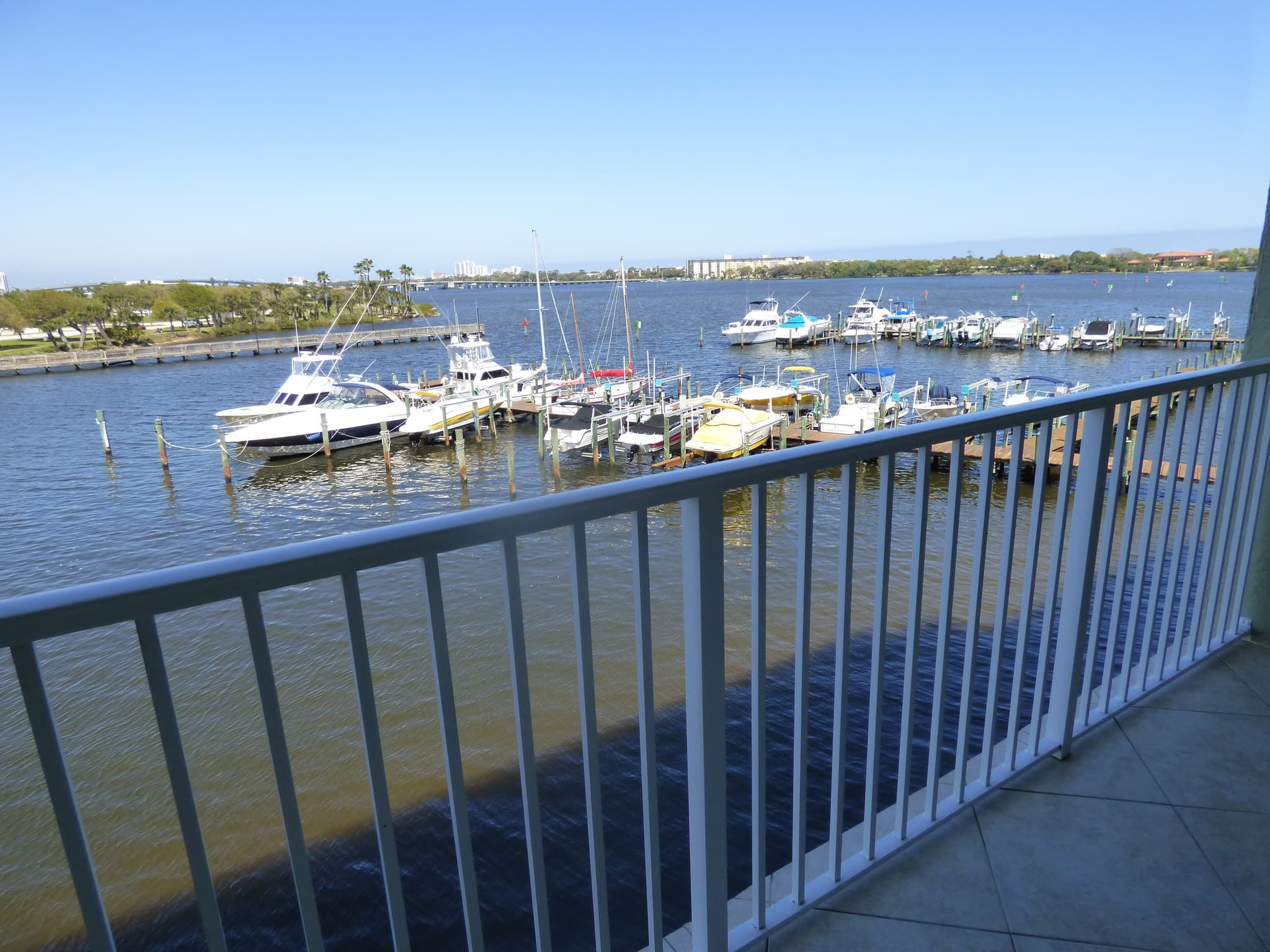 Daytona Beach Condo: 500 Marina Point Dr.