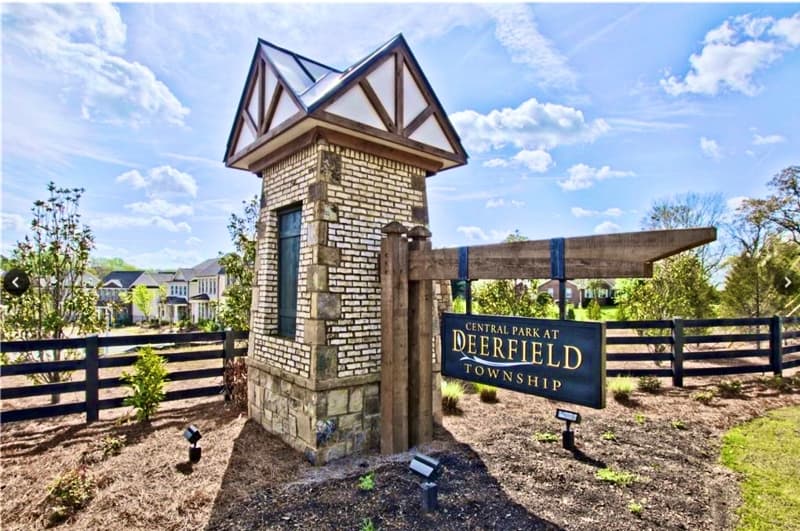 Alpharetta House: 570 Turlington Place